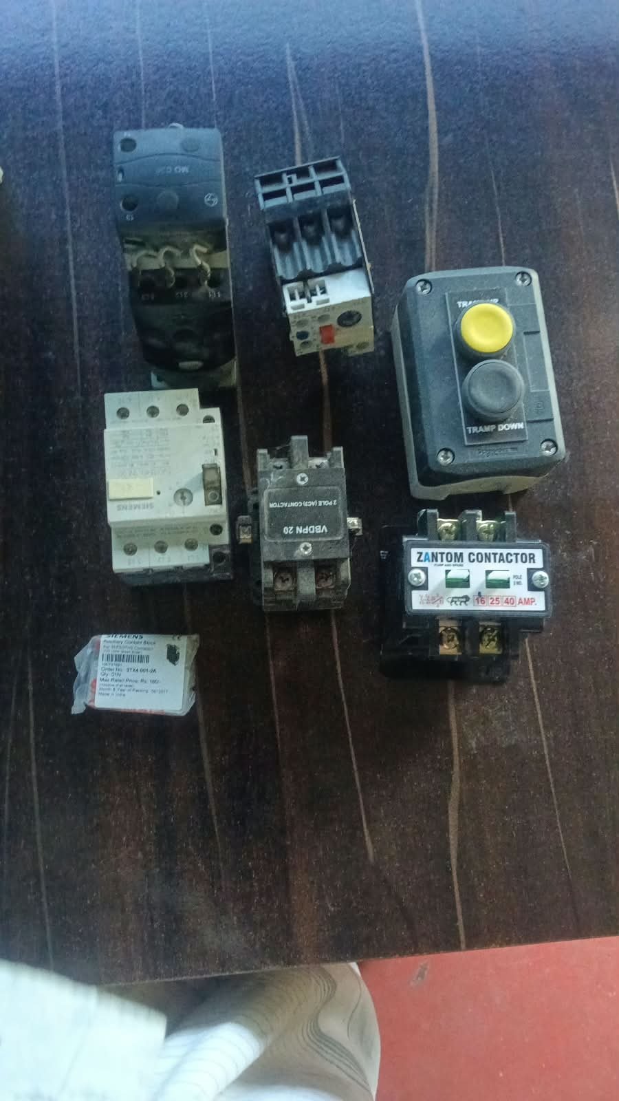 Agricultural & Industrial Power Contactors (L&T / ABB Type) - MN Electrical Store Kaliyaganj, Uttar Dinajpur