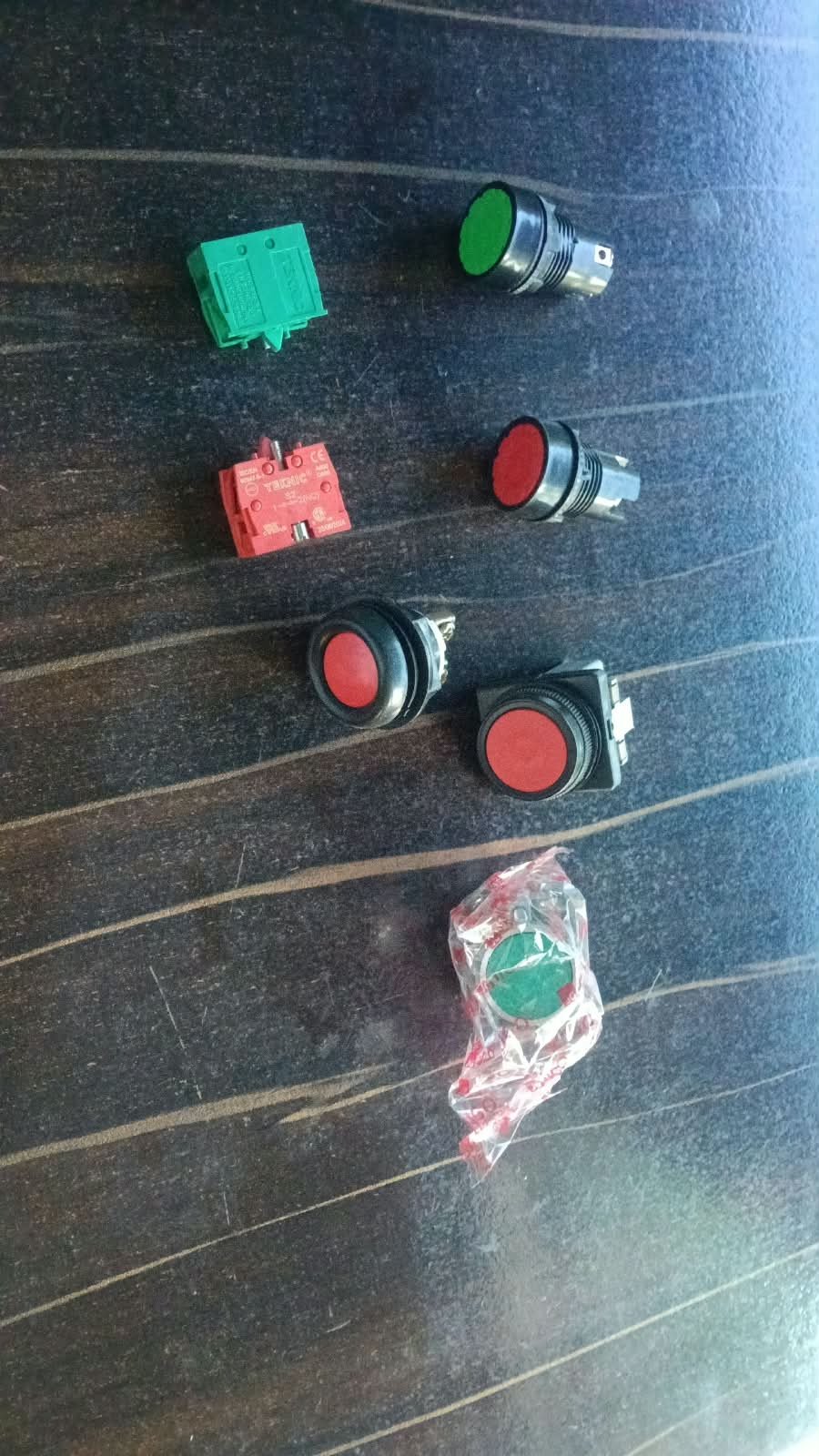 Industrial Control Panel Push Buttons & Actuators - MN Electrical Store Kaliyaganj, Uttar Dinajpur